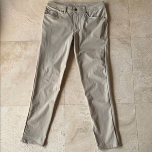 lululemon athletica Men's ABC Classic Fit 5 Pocket Trouser in Tan